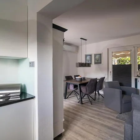 Rosie Apartment